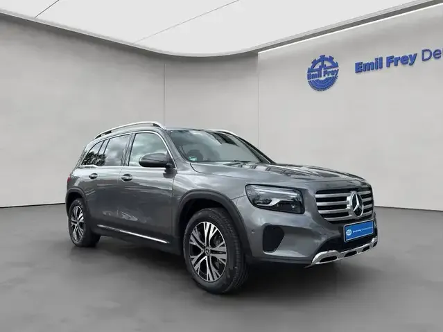Mercedes-Benz GLB 200