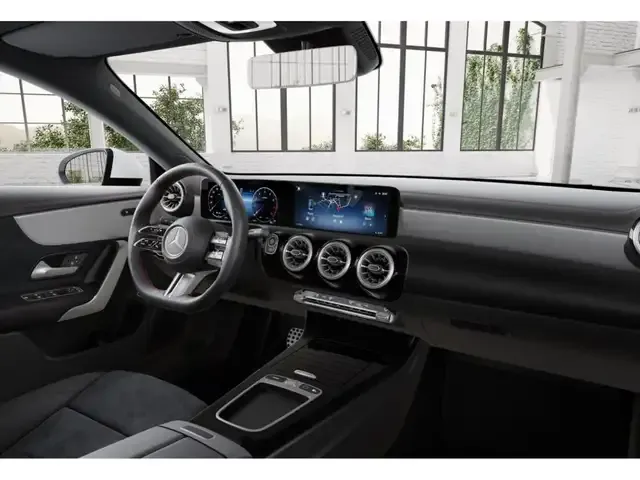 Mercedes-Benz CLA 200