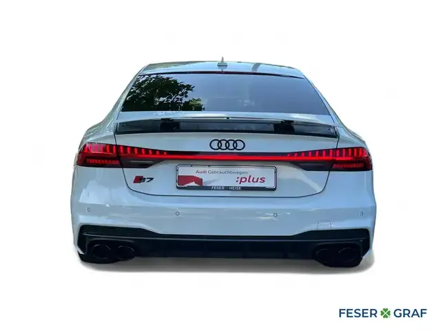 Audi S7
