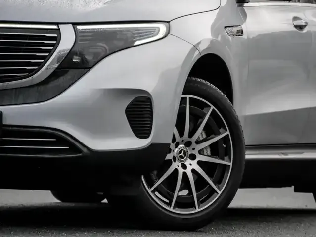 Mercedes-Benz EQC 400