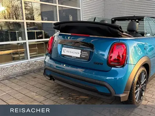 MINI Cooper Cabrio