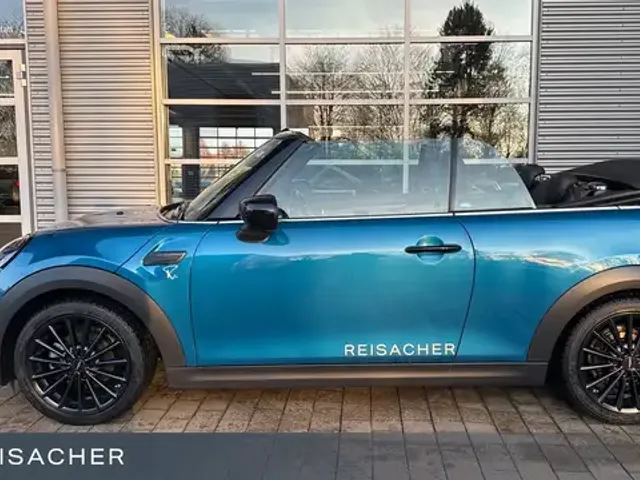 MINI Cooper Cabrio