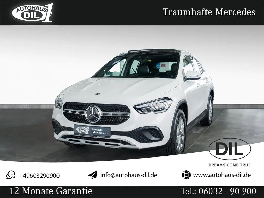 Mercedes-Benz GLA 200