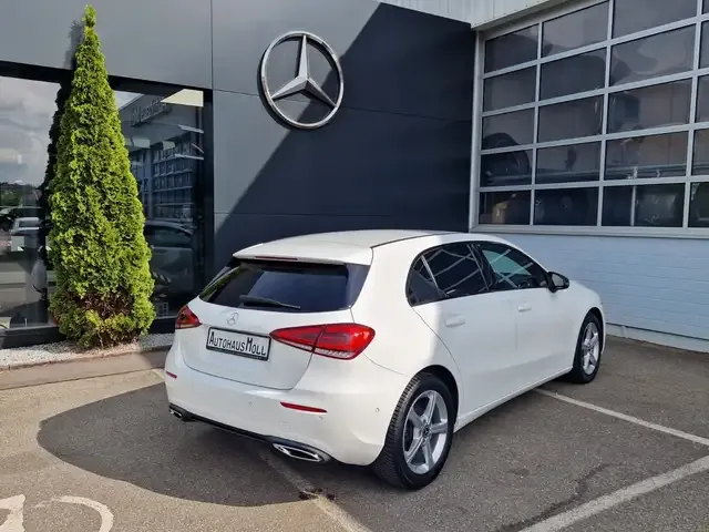 Mercedes-Benz A 200
