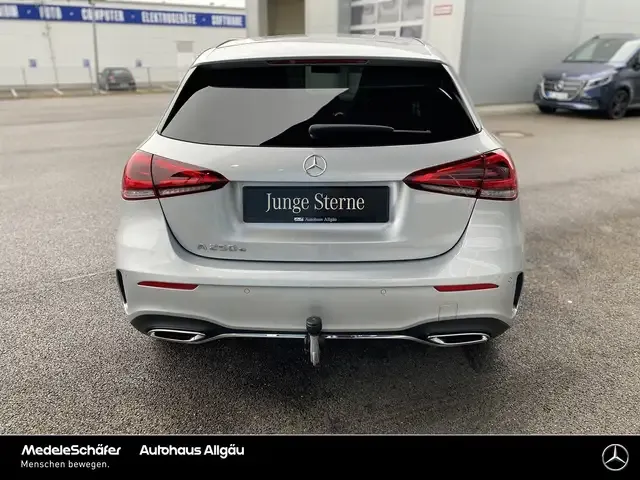 Mercedes-Benz A 250