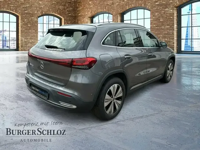 Mercedes-Benz EQA 250