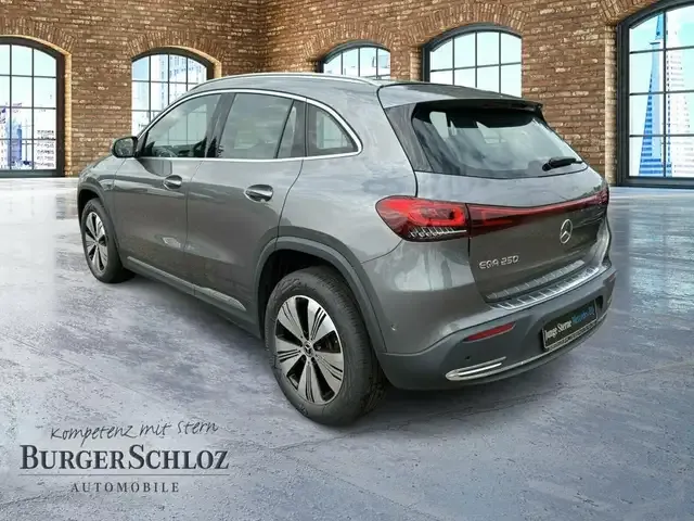 Mercedes-Benz EQA 250