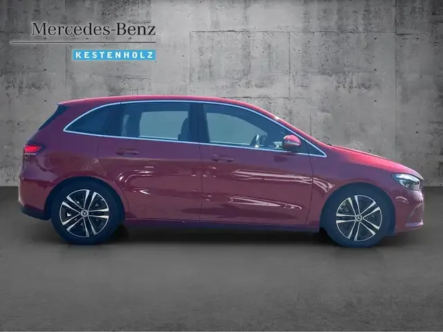 Mercedes-Benz B 220