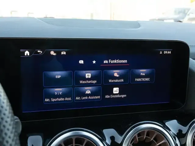 Mercedes-Benz EQA 350