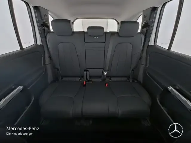 Mercedes-Benz EQB 300