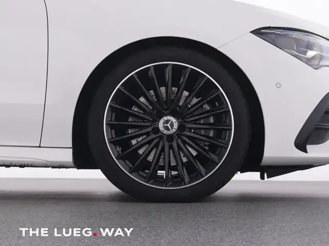 Mercedes-Benz CLA 200