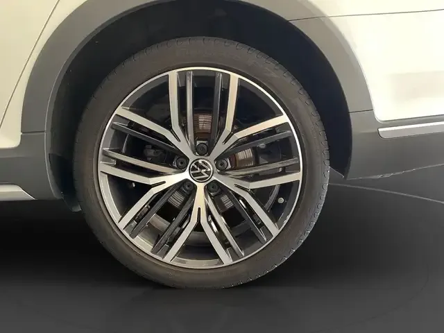 Volkswagen Passat Alltrack