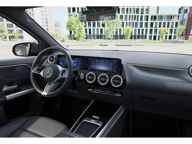 Mercedes-Benz EQA 300