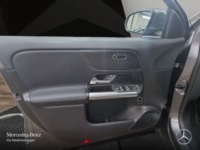 Mercedes-Benz EQA 350