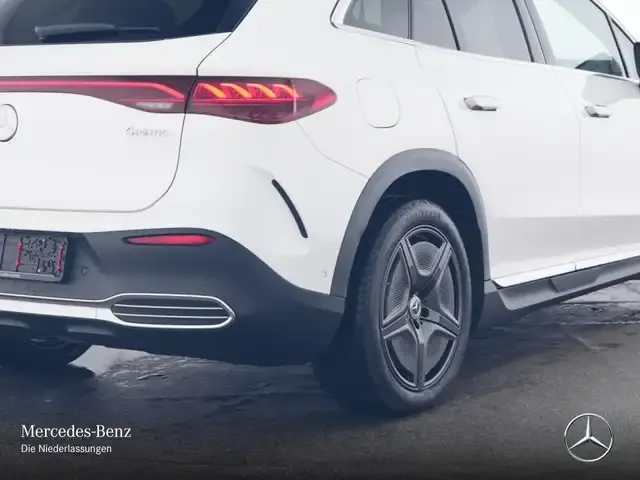 Mercedes-Benz EQE SUV
