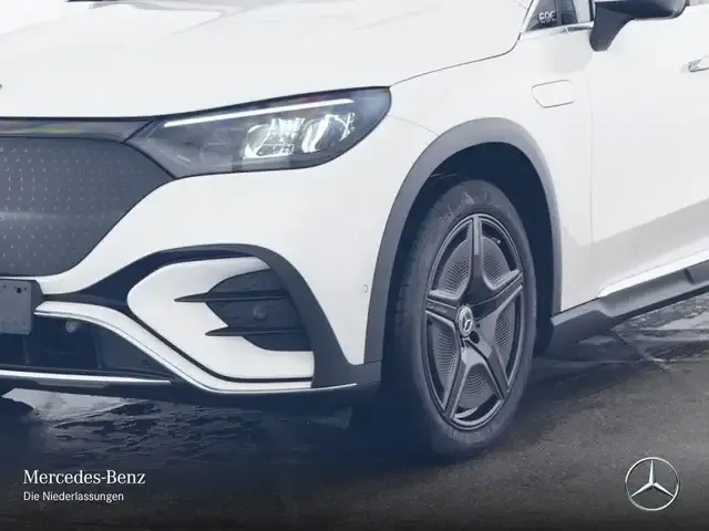Mercedes-Benz EQE SUV