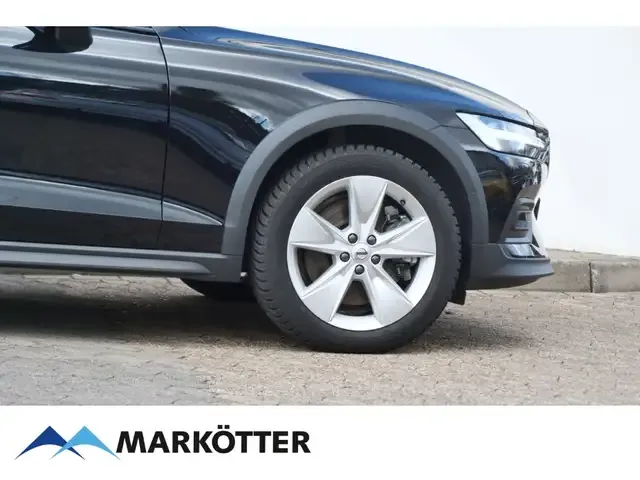Volvo V60 Cross Country