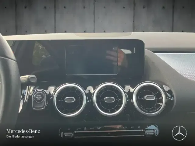 Mercedes-Benz B 250