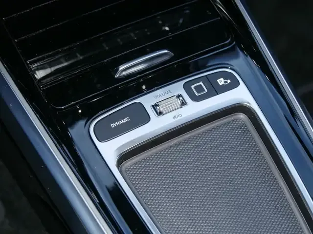 Mercedes-Benz EQB 350