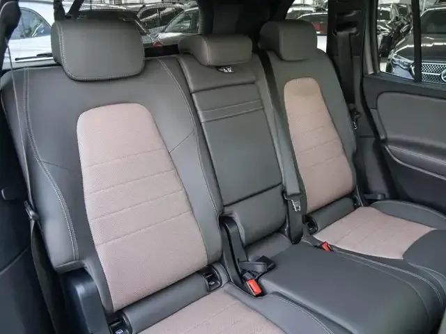 Mercedes-Benz EQB 350