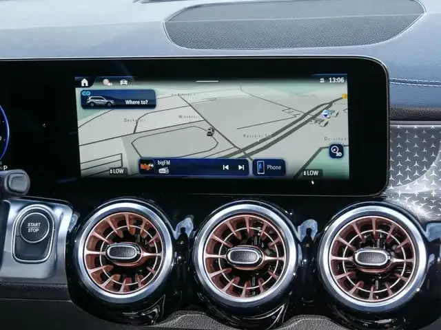 Mercedes-Benz EQB 350