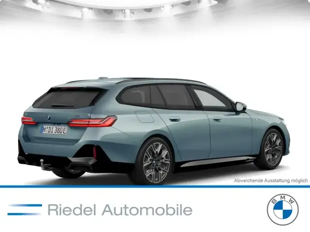 BMW i5