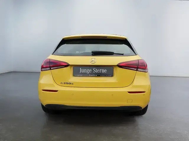 Mercedes-Benz A 250