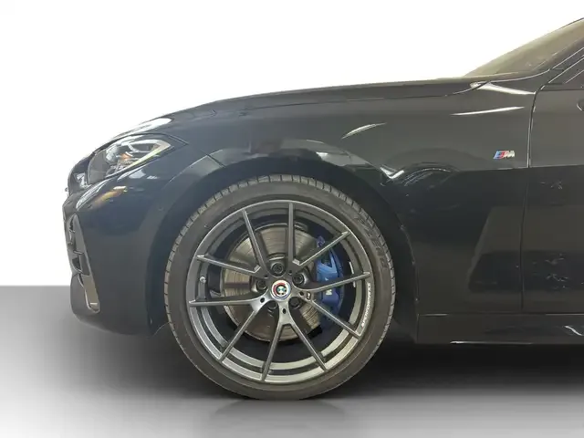 BMW 440