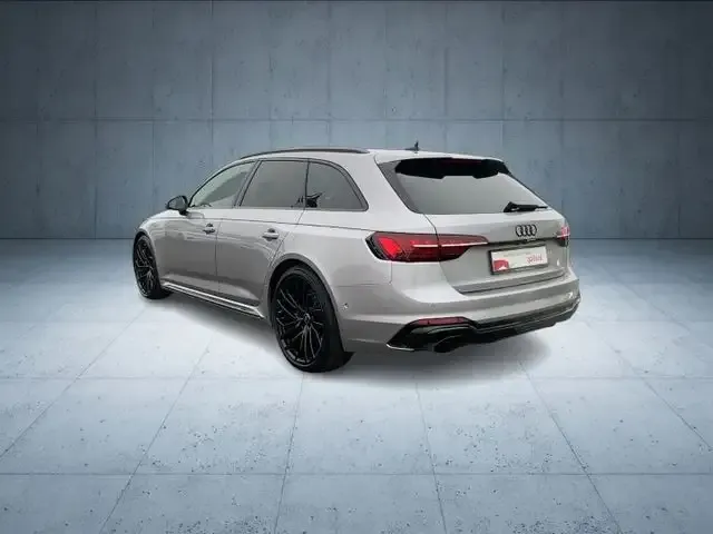 Audi RS4