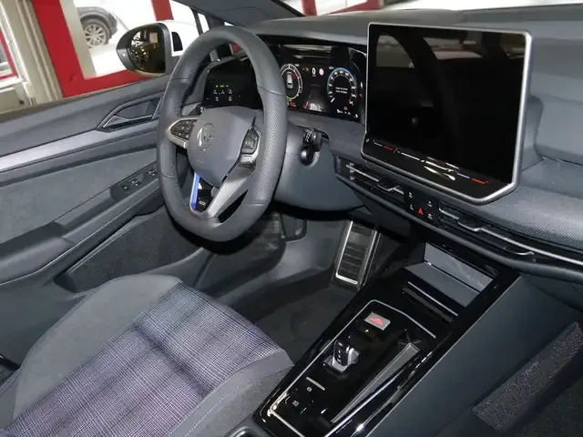 Volkswagen Golf GTE