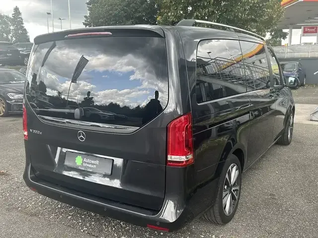 Mercedes-Benz V 300