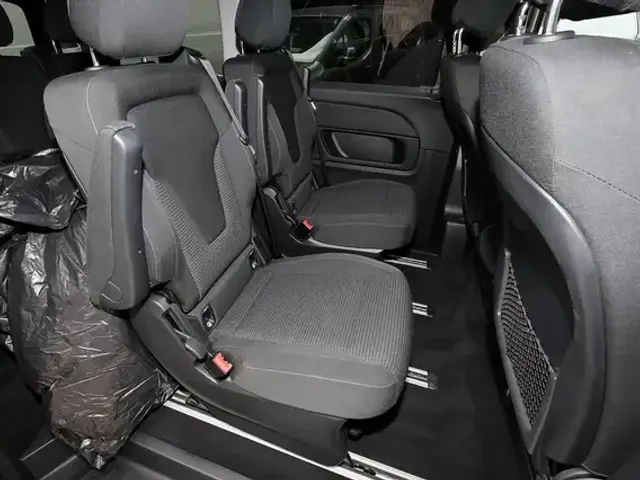 Mercedes-Benz V 220