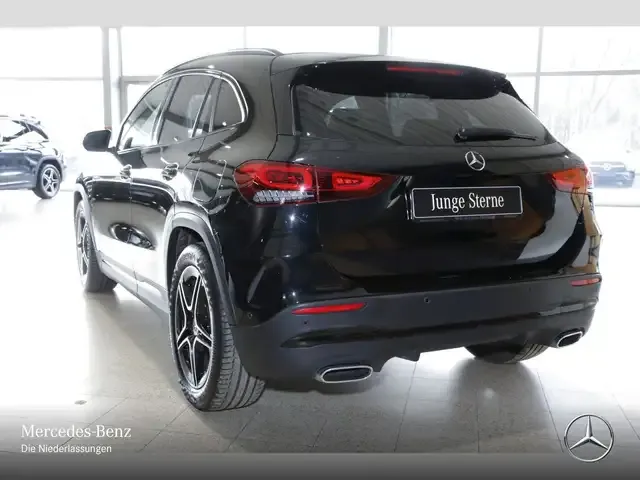 Mercedes-Benz GLA 250