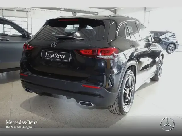 Mercedes-Benz GLA 250