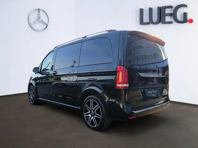 Mercedes-Benz V 250