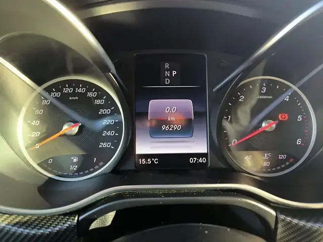 Mercedes-Benz V 250