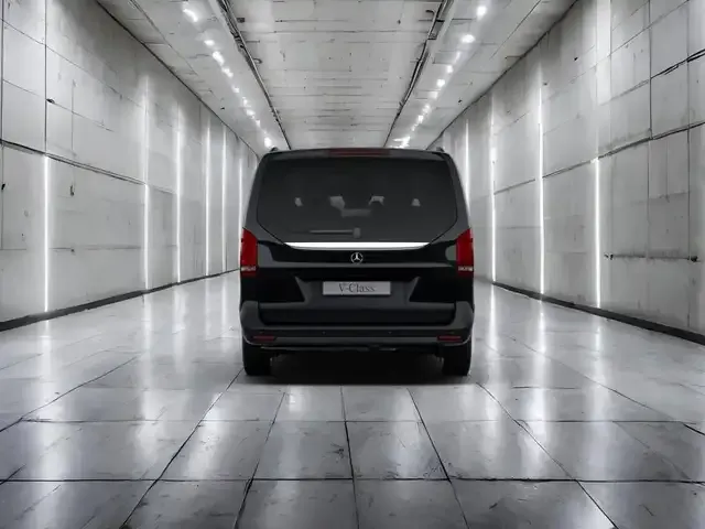 Mercedes-Benz V 220