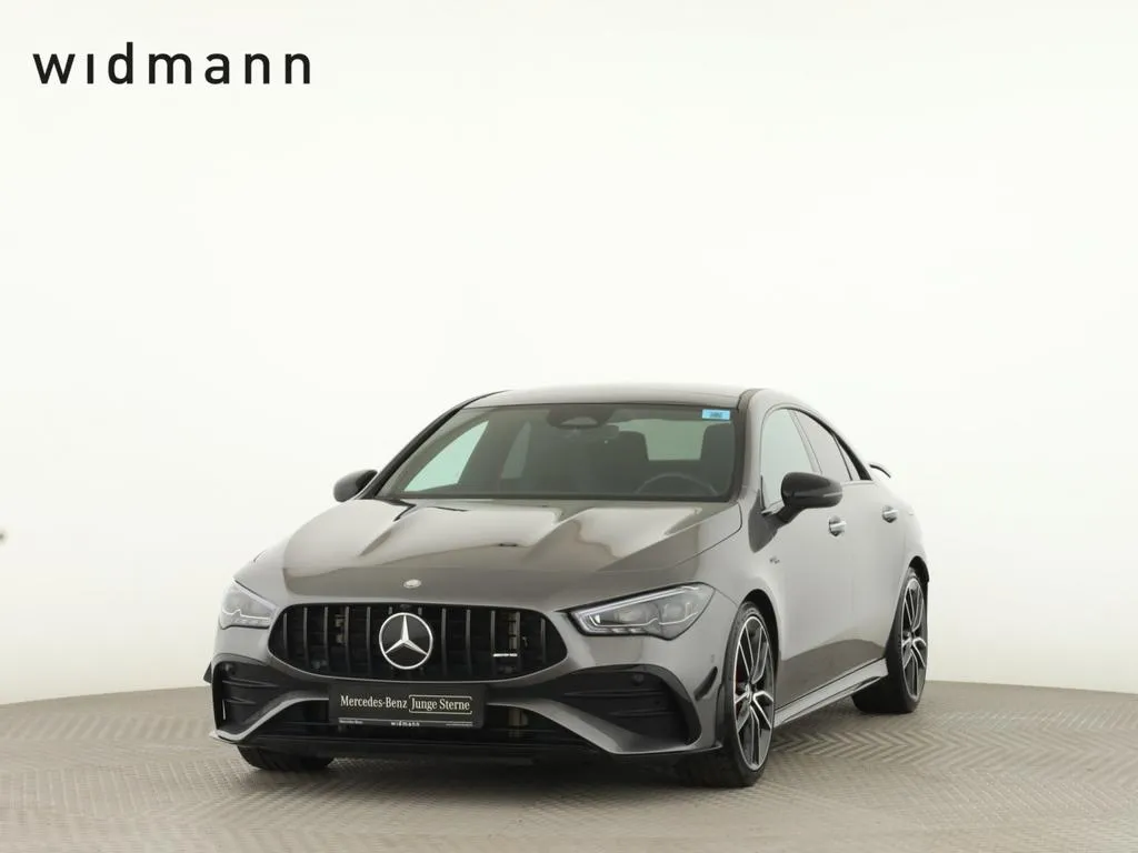 Mercedes-Benz CLA 35 AMG
