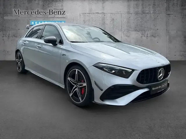 Mercedes-Benz A 35 AMG