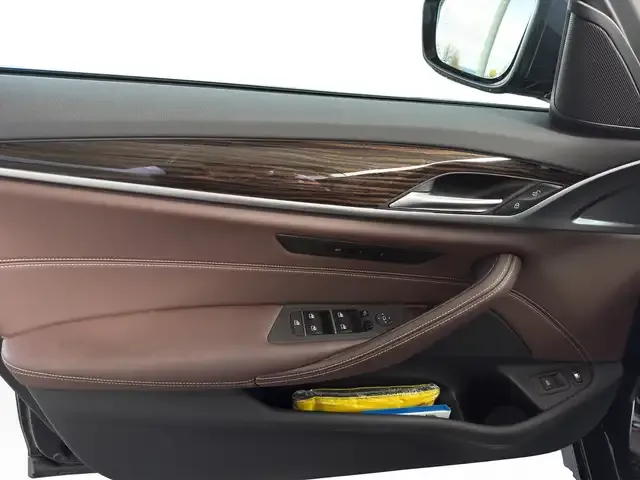 BMW 545