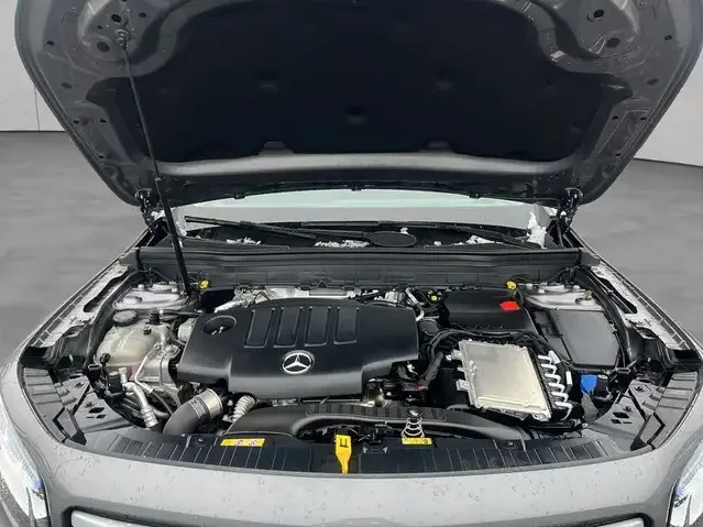 Mercedes-Benz GLB 180