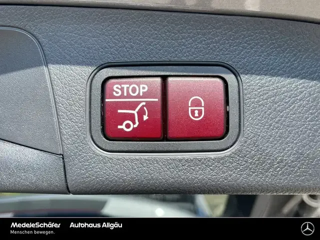 Mercedes-Benz EQA 300