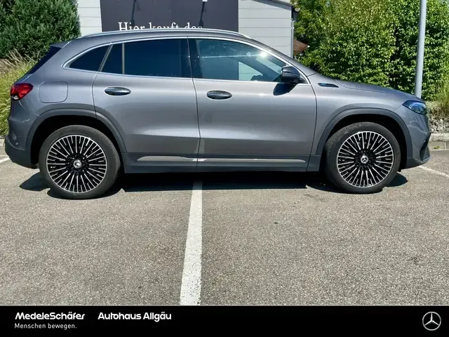 Mercedes-Benz EQA 300