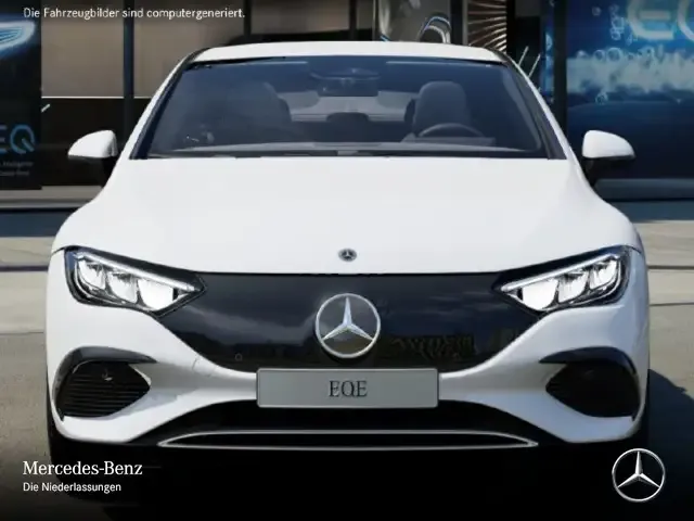 Mercedes-Benz EQE 300