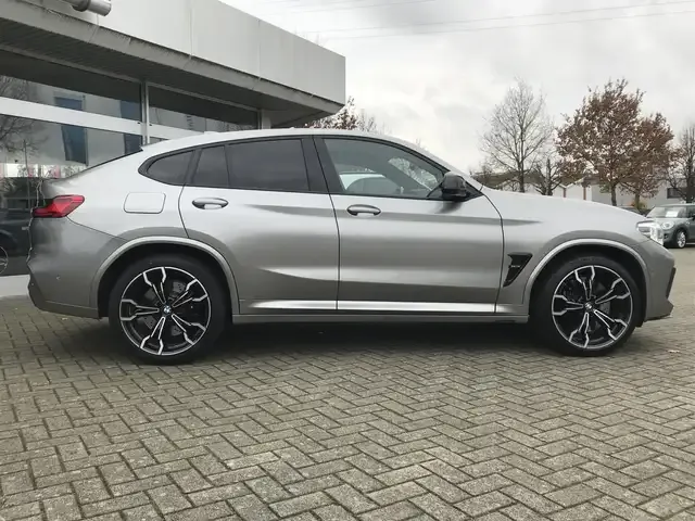 BMW X4 M