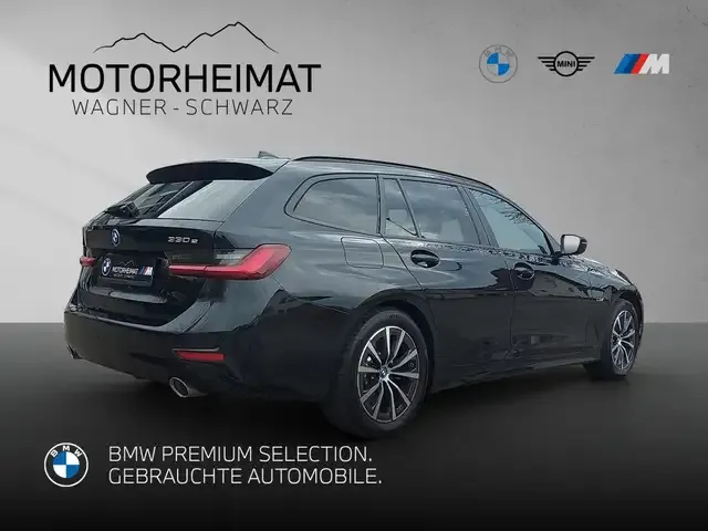 BMW 330