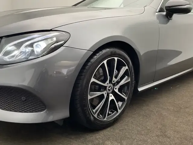 Mercedes-Benz E 200