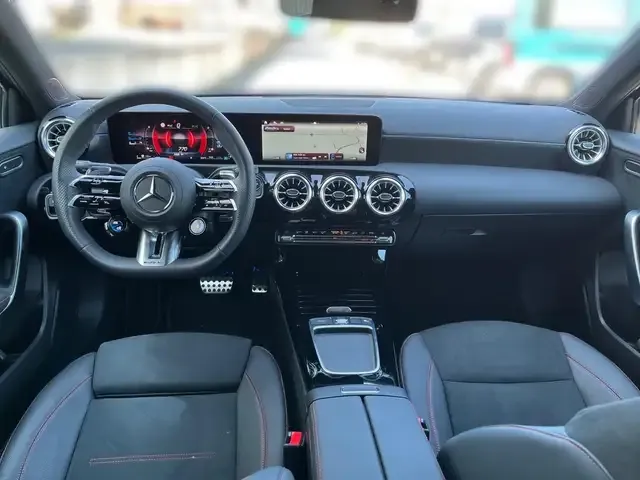 Mercedes-Benz A 35 AMG