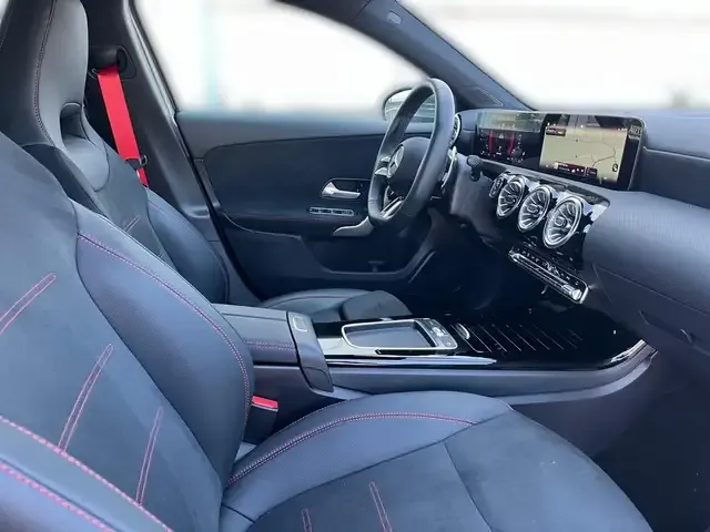 Mercedes-Benz A 35 AMG