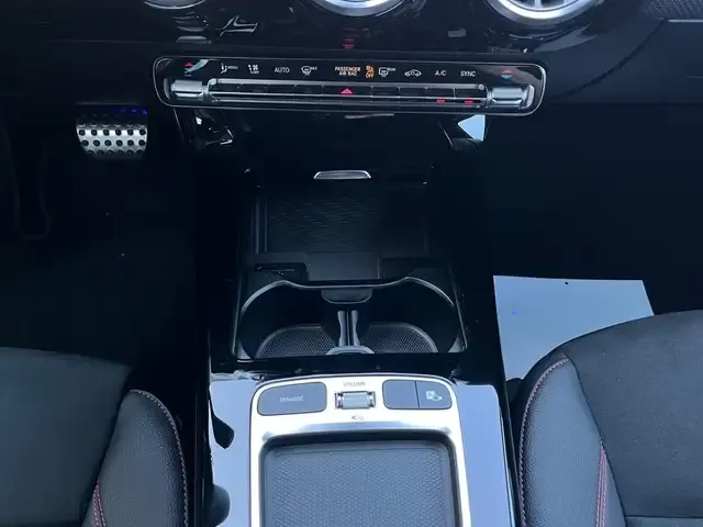 Mercedes-Benz A 35 AMG